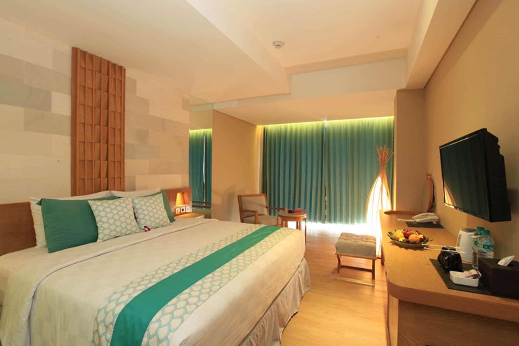 קוטה לומבוק Bedrock Hotel Kuta מראה חיצוני תמונה