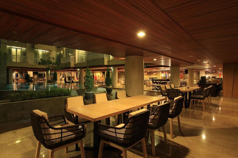 קוטה לומבוק Bedrock Hotel Kuta מראה חיצוני תמונה