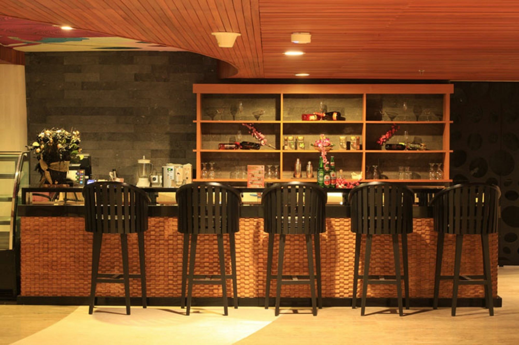 קוטה לומבוק Bedrock Hotel Kuta מראה חיצוני תמונה