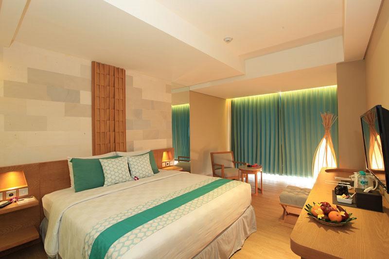 קוטה לומבוק Bedrock Hotel Kuta מראה חיצוני תמונה